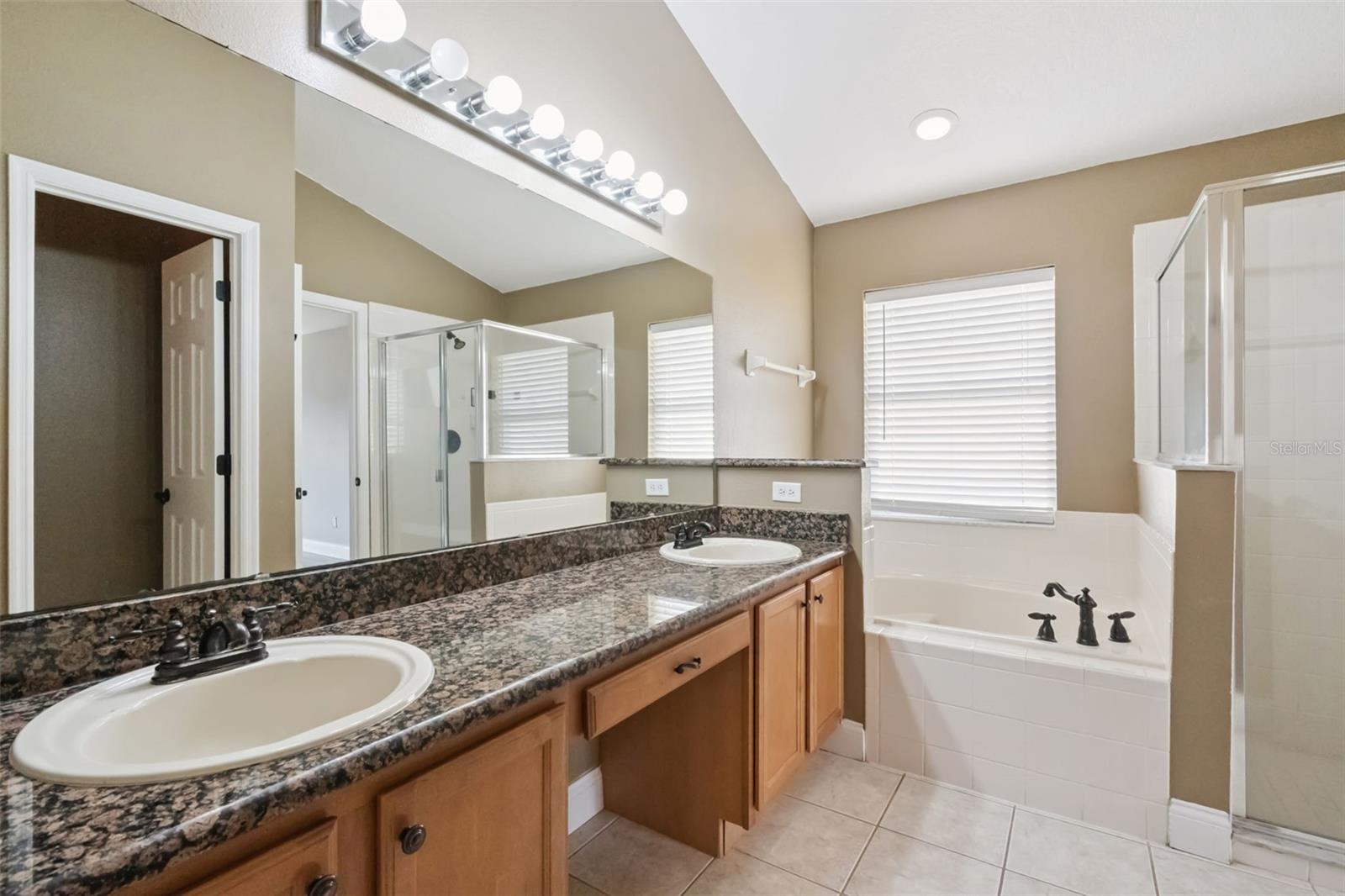 1581 SILHOUETTE DR, CLERMONT, FL, 34711