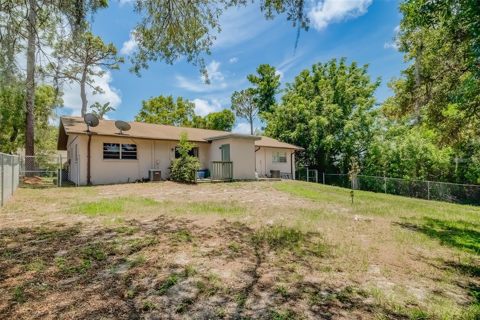 1109 E ROHE ST #A & B, TARPON SPRINGS, FL, 34689