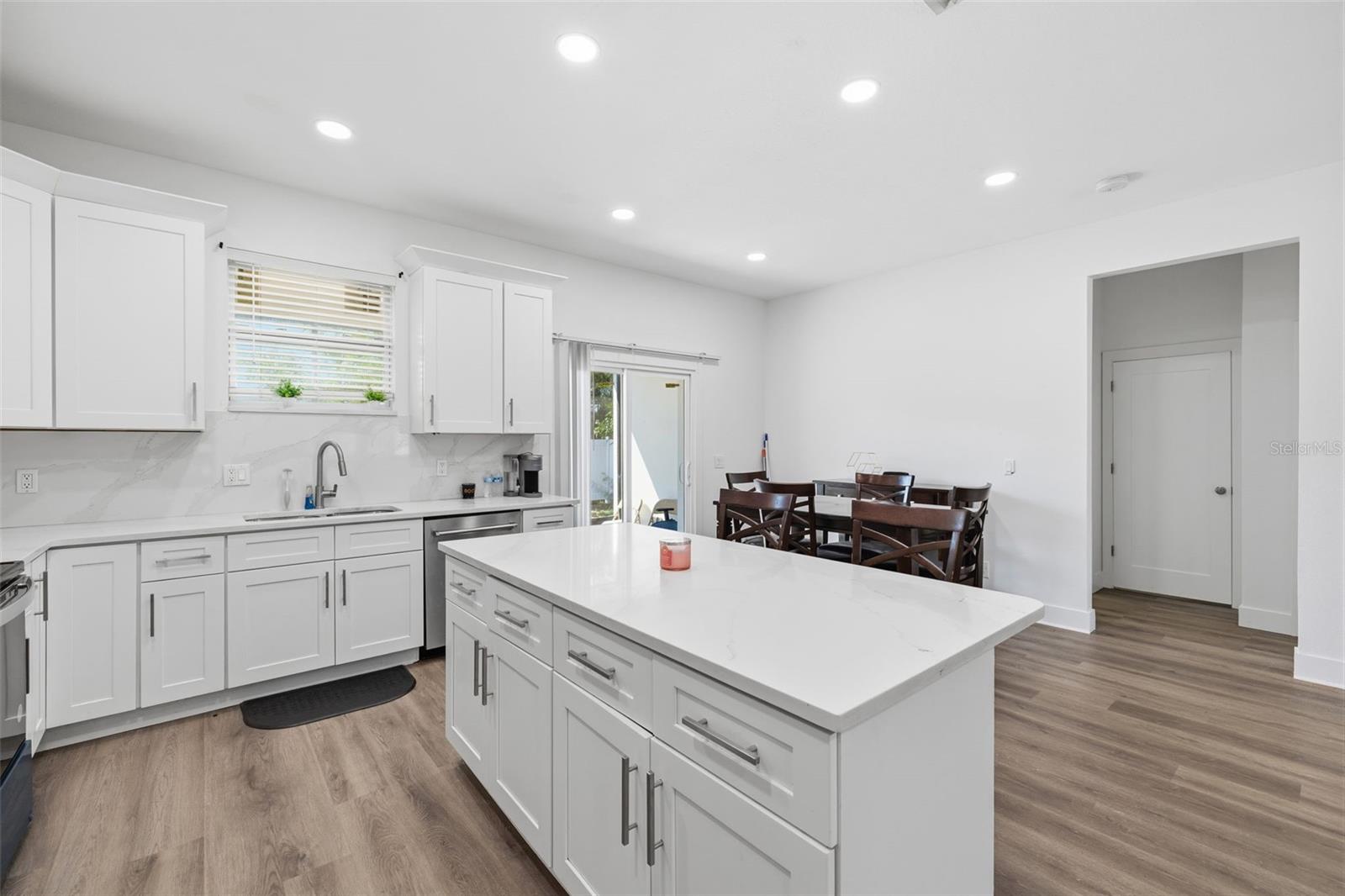 4401 COBIA DR SE, ST PETERSBURG, FL, 33705