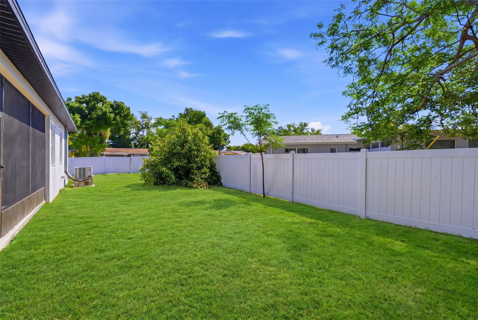 4401 COBIA DR SE, ST PETERSBURG, FL, 33705