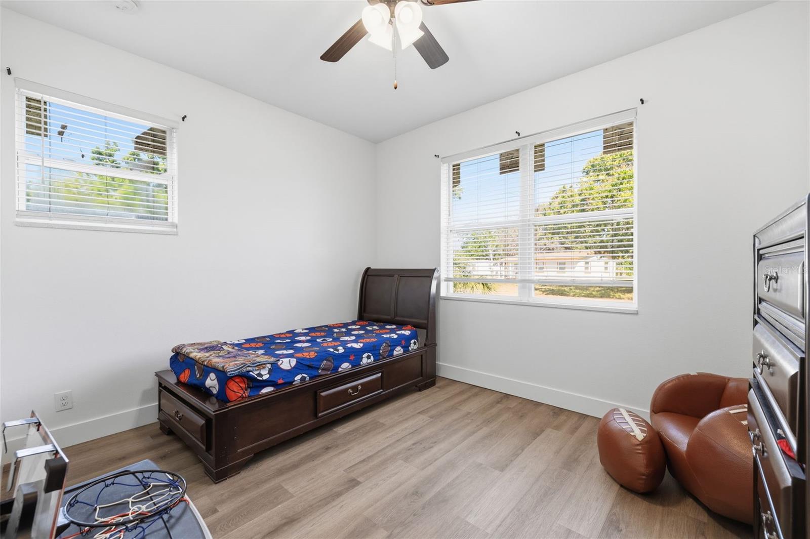 4401 COBIA DR SE, ST PETERSBURG, FL, 33705