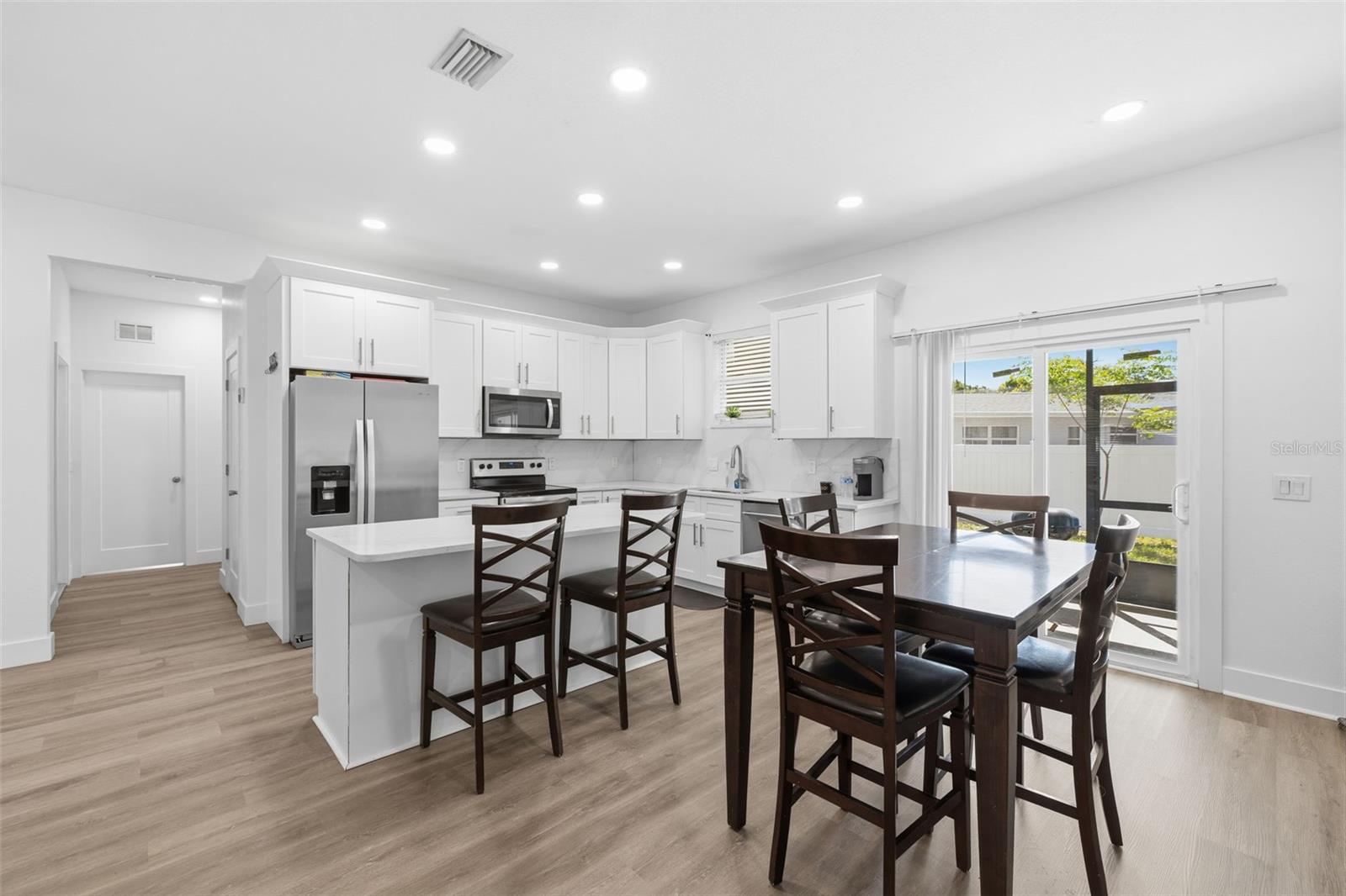 4401 COBIA DR SE, ST PETERSBURG, FL, 33705