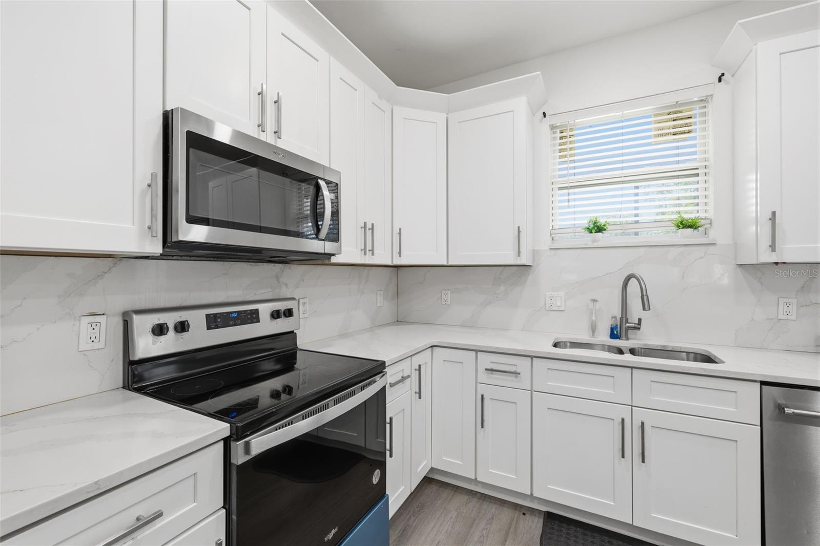 4401 COBIA DR SE, ST PETERSBURG, FL, 33705