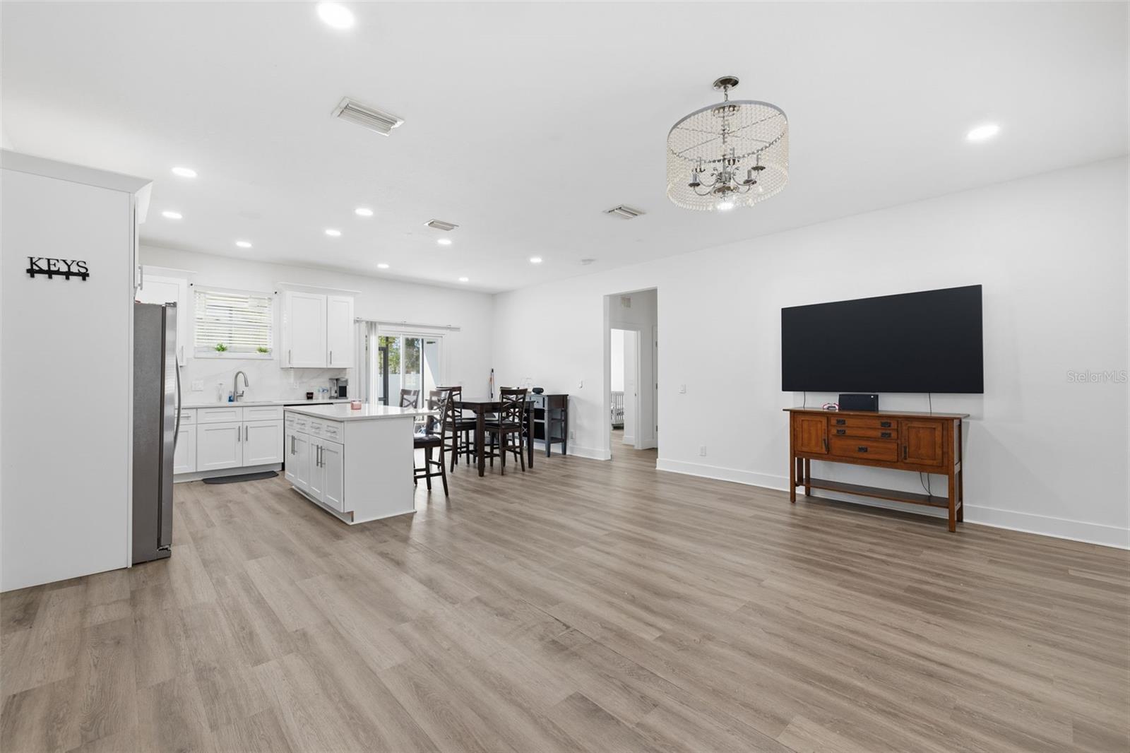 4401 COBIA DR SE, ST PETERSBURG, FL, 33705