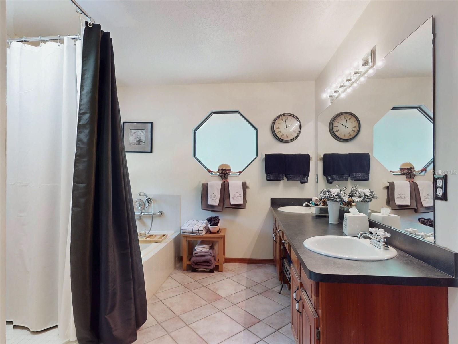 616 MOURNING DOVE CIR, LAKE MARY, FL, 32746