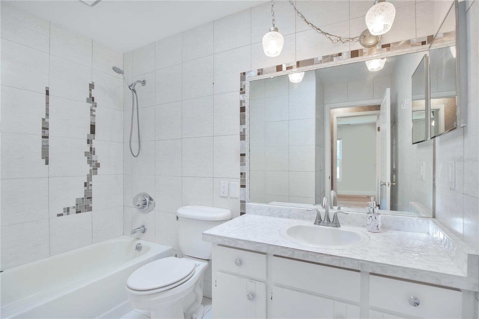 1672 BAVON DR, DELTONA, FL, 32725