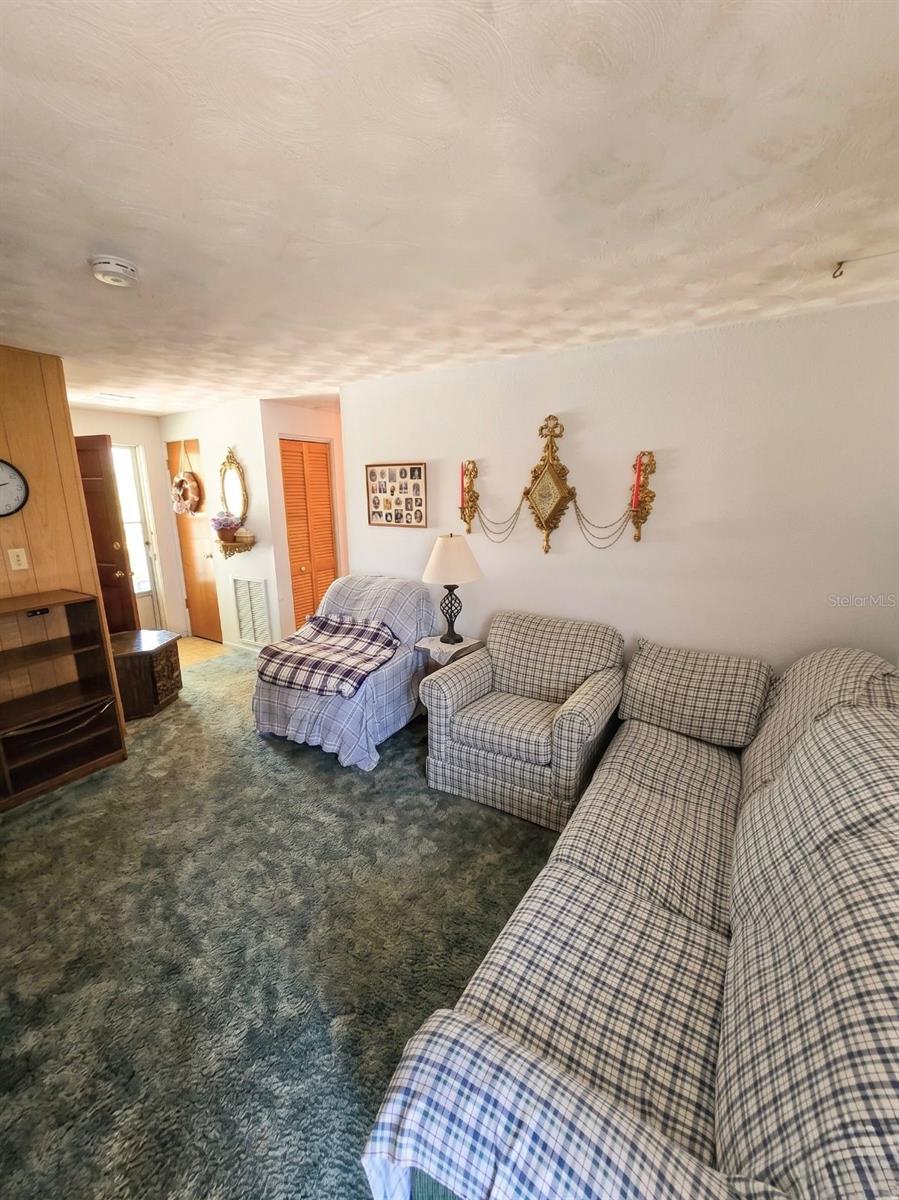 8700 58TH ST N, PINELLAS PARK, FL, 33782