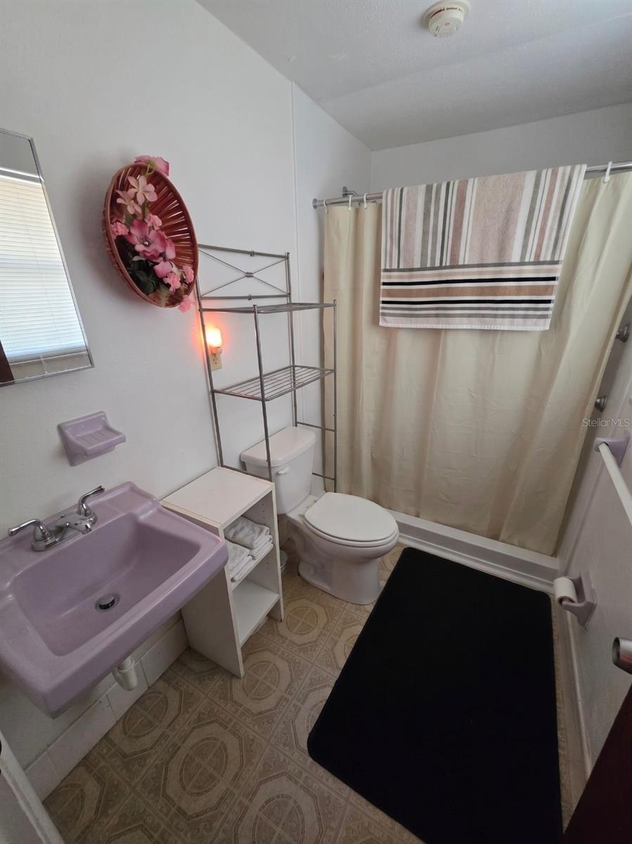 8700 58TH ST N, PINELLAS PARK, FL, 33782