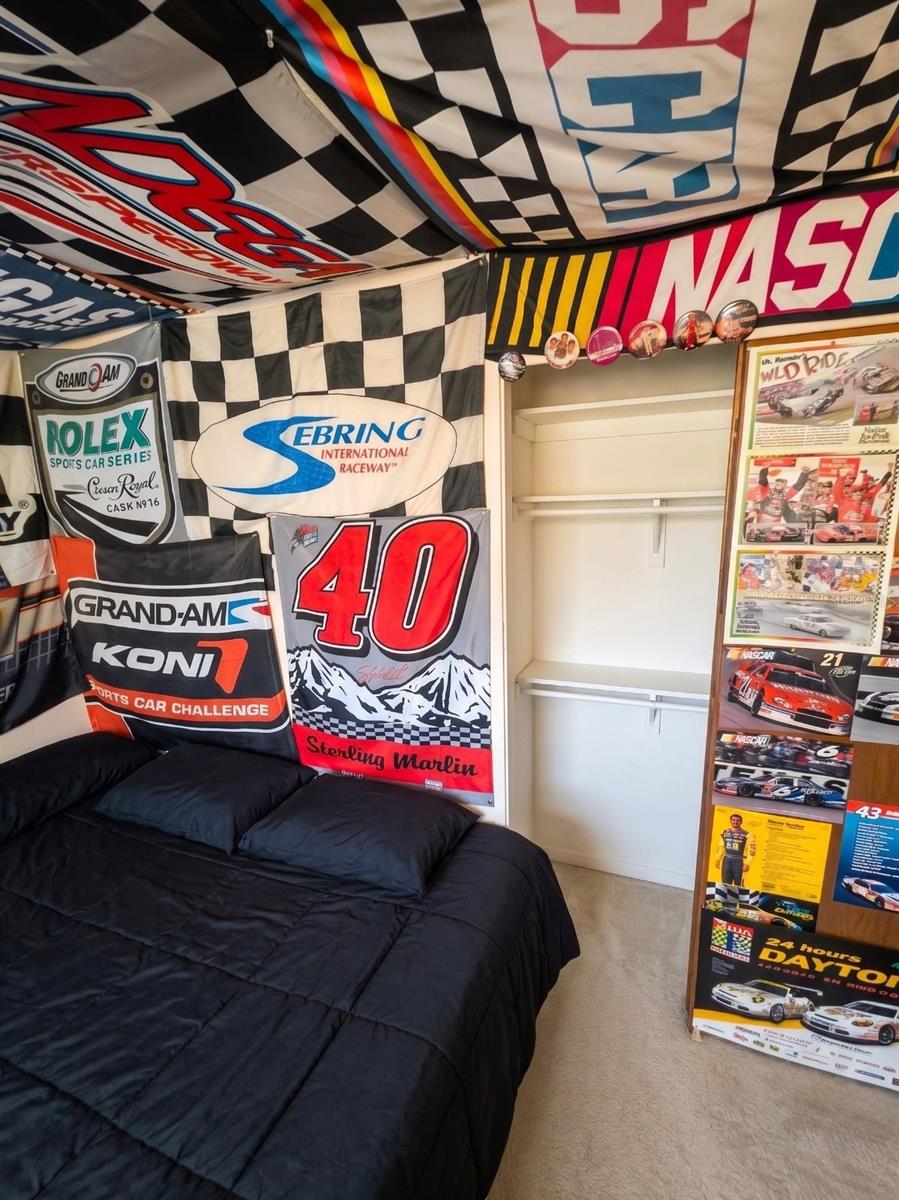 8700 58TH ST N, PINELLAS PARK, FL, 33782