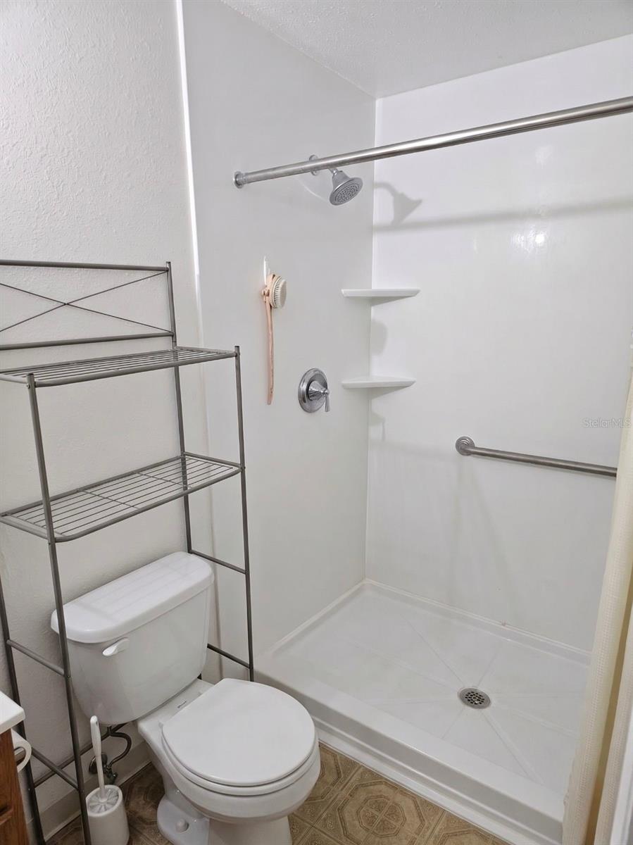 8700 58TH ST N, PINELLAS PARK, FL, 33782