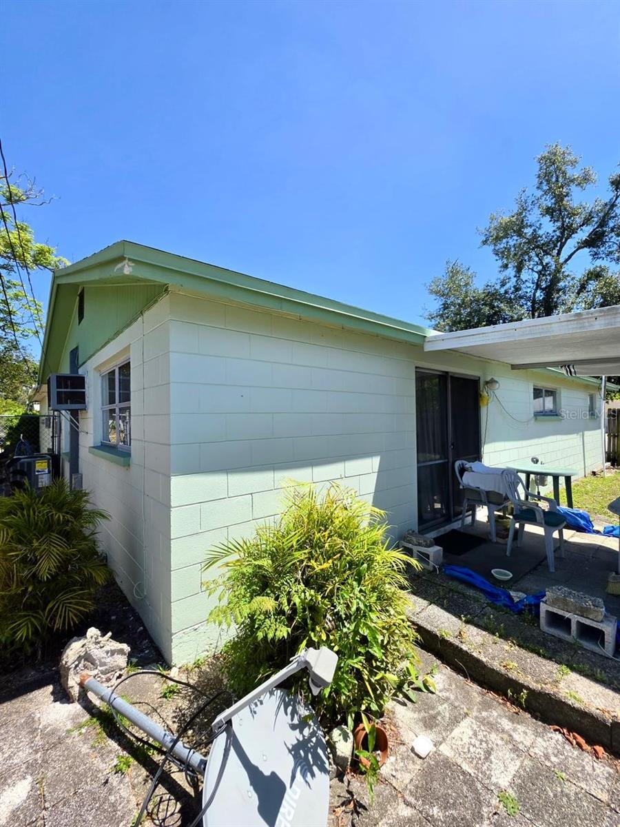 8700 58TH ST N, PINELLAS PARK, FL, 33782