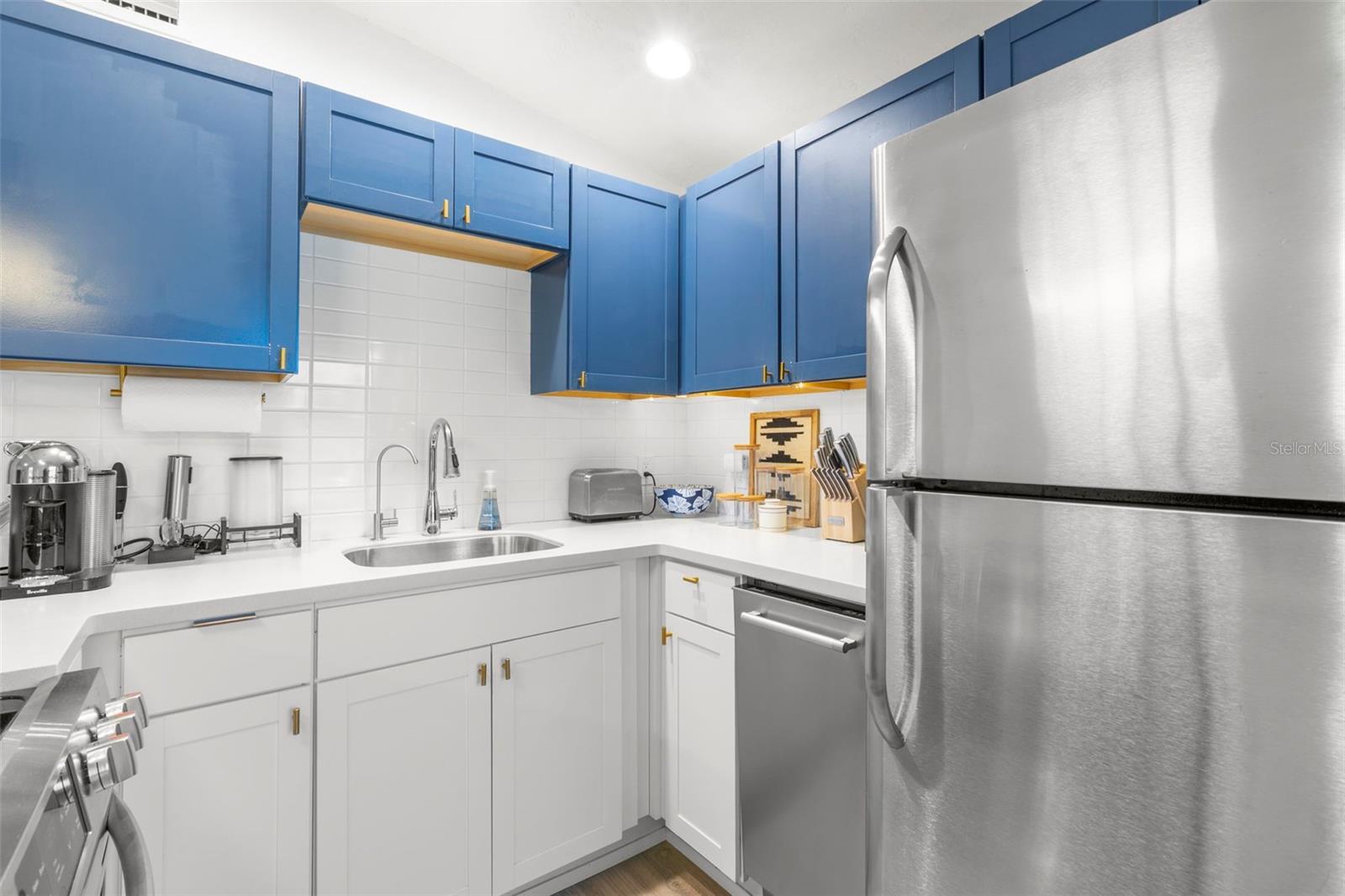 2356 KINGSTON ST S, ST PETERSBURG, FL, 33711