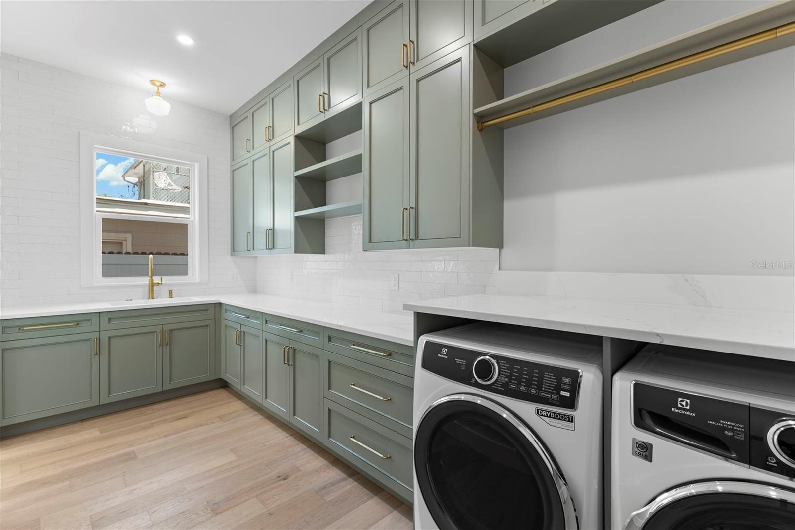 1100 8TH ST N, ST PETERSBURG, FL, 33701