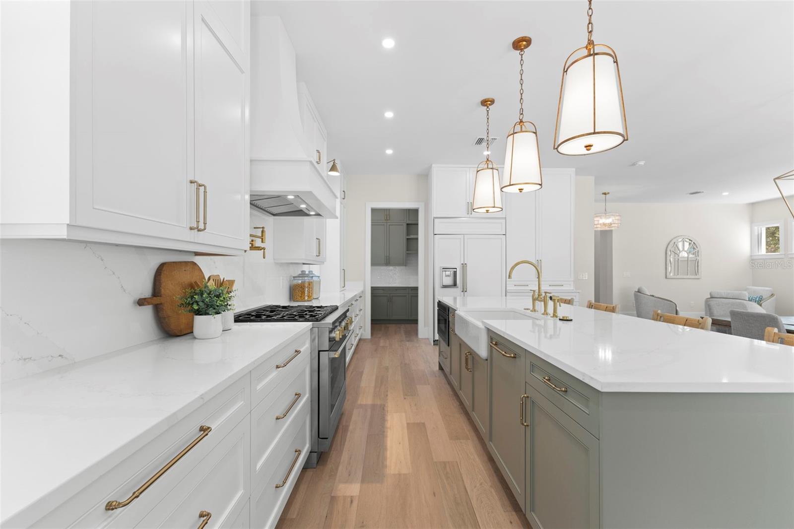 1100 8TH ST N, ST PETERSBURG, FL, 33701