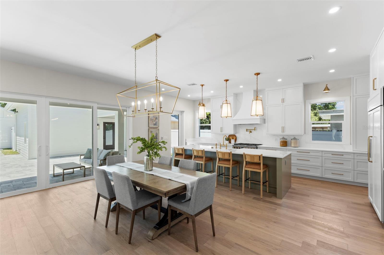 1100 8TH ST N, ST PETERSBURG, FL, 33701