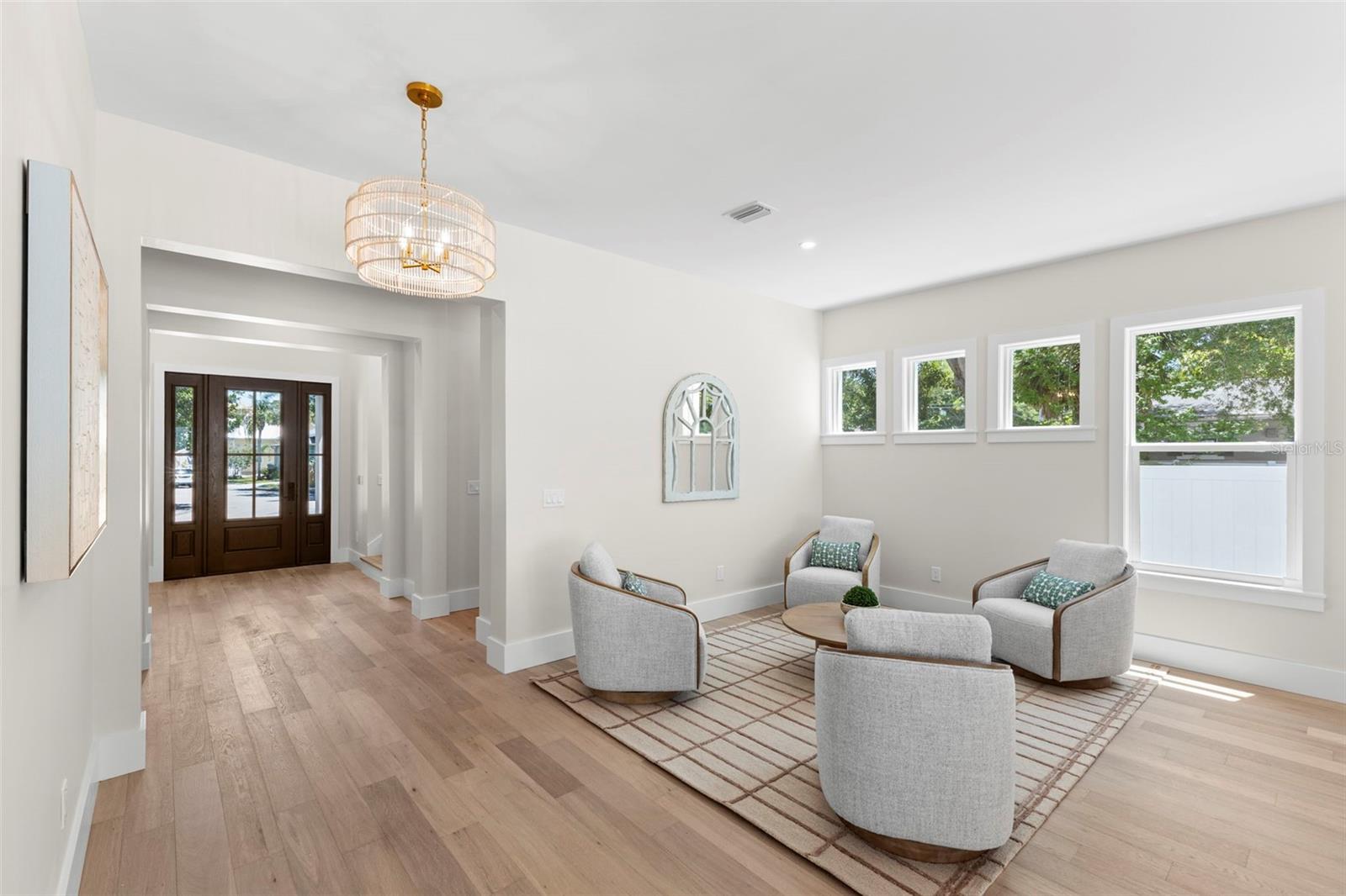 1100 8TH ST N, ST PETERSBURG, FL, 33701