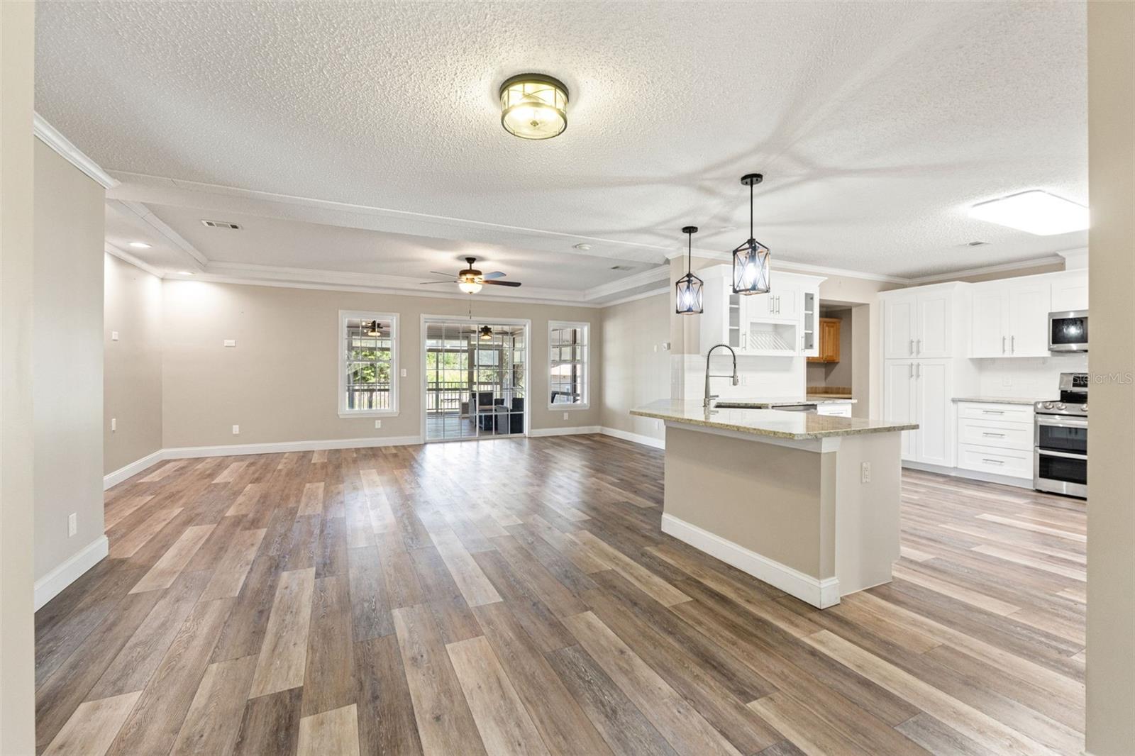 8231 E SUNRAY LN, FLORAL CITY, FL, 34436