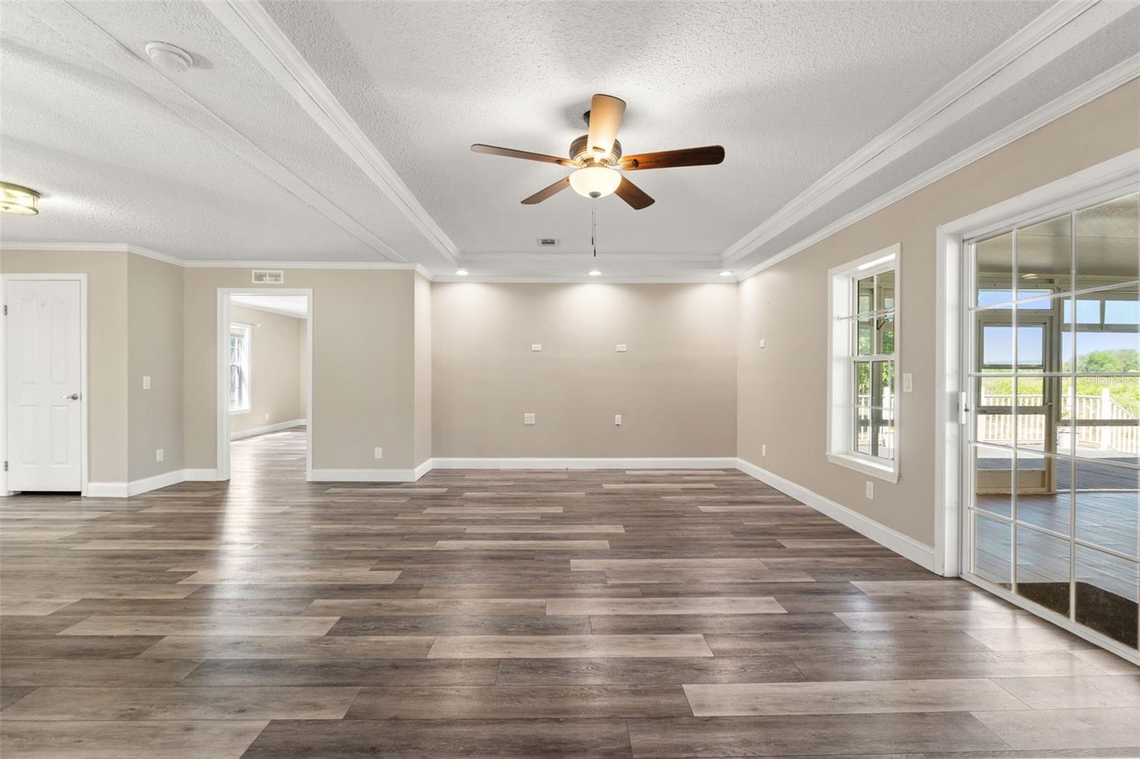 8231 E SUNRAY LN, FLORAL CITY, FL, 34436