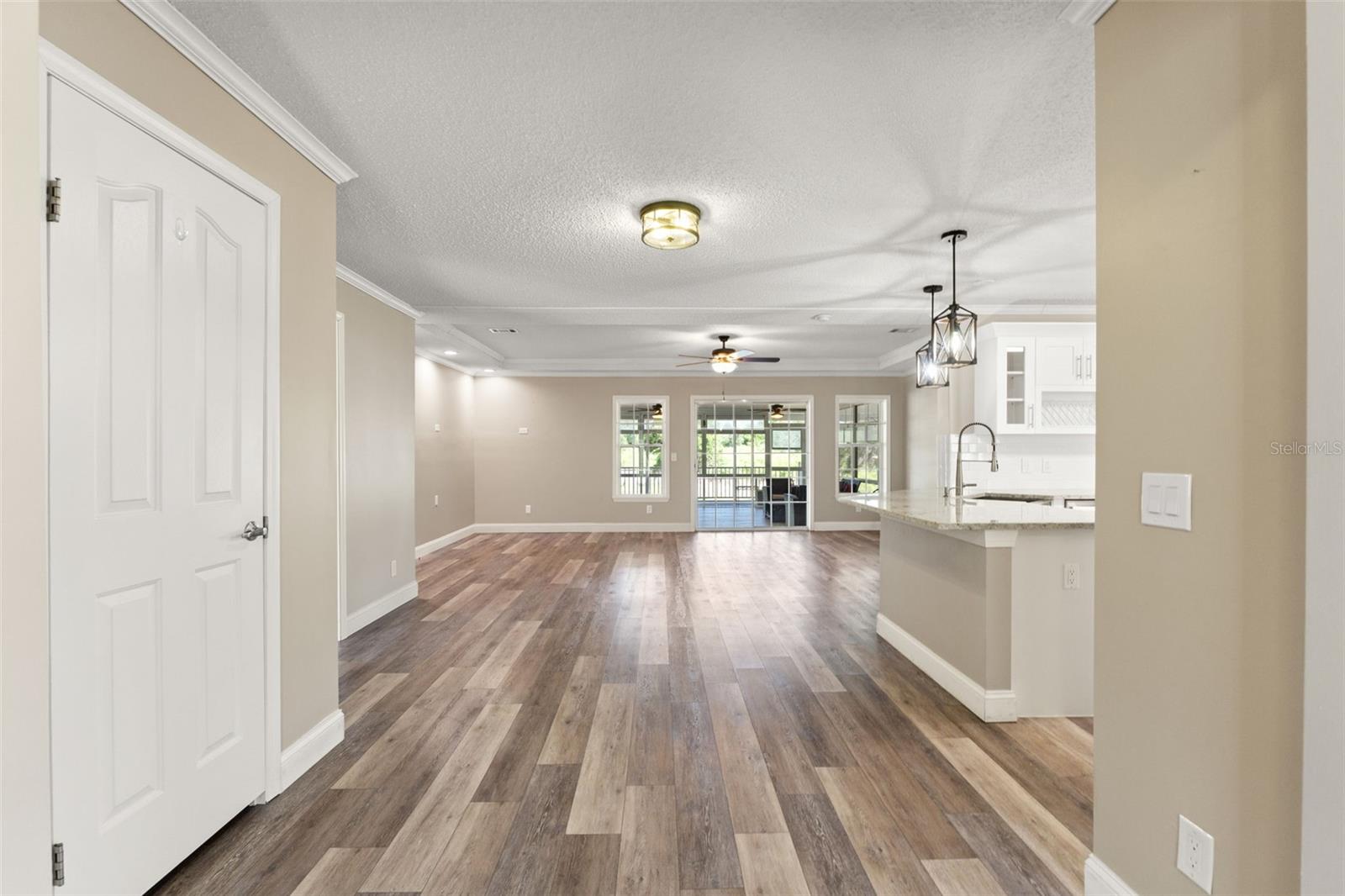 8231 E SUNRAY LN, FLORAL CITY, FL, 34436