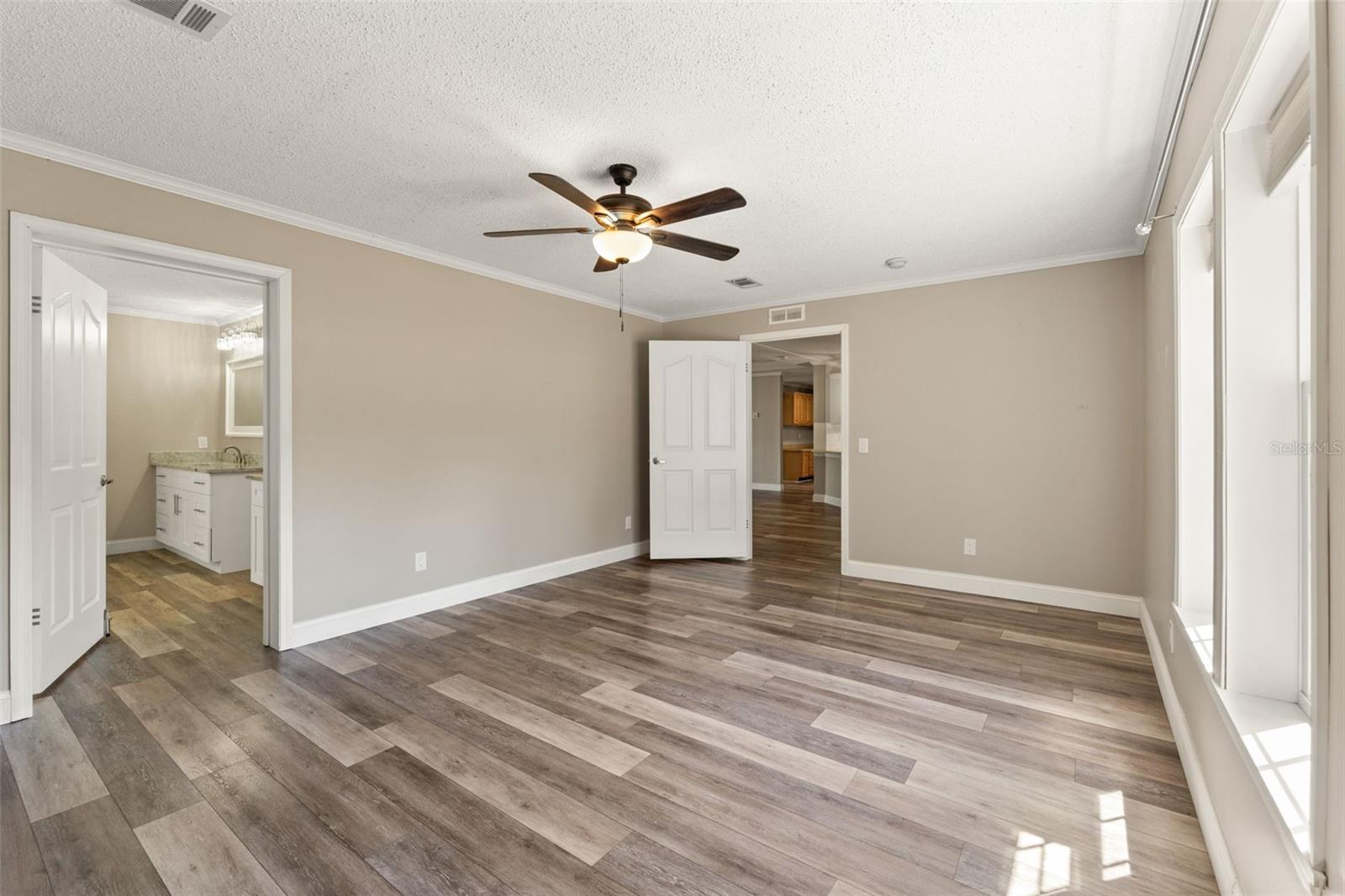 8231 E SUNRAY LN, FLORAL CITY, FL, 34436