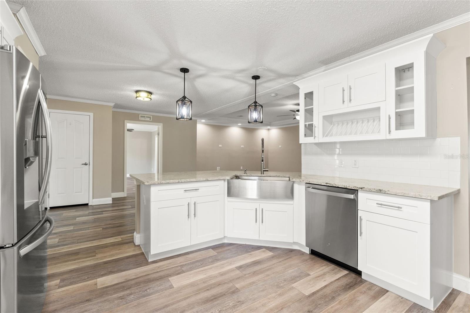 8231 E SUNRAY LN, FLORAL CITY, FL, 34436