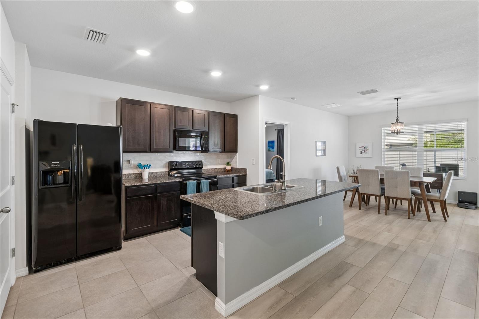 11913 LEDBURY COMMONS DR, GIBSONTON, FL, 33534