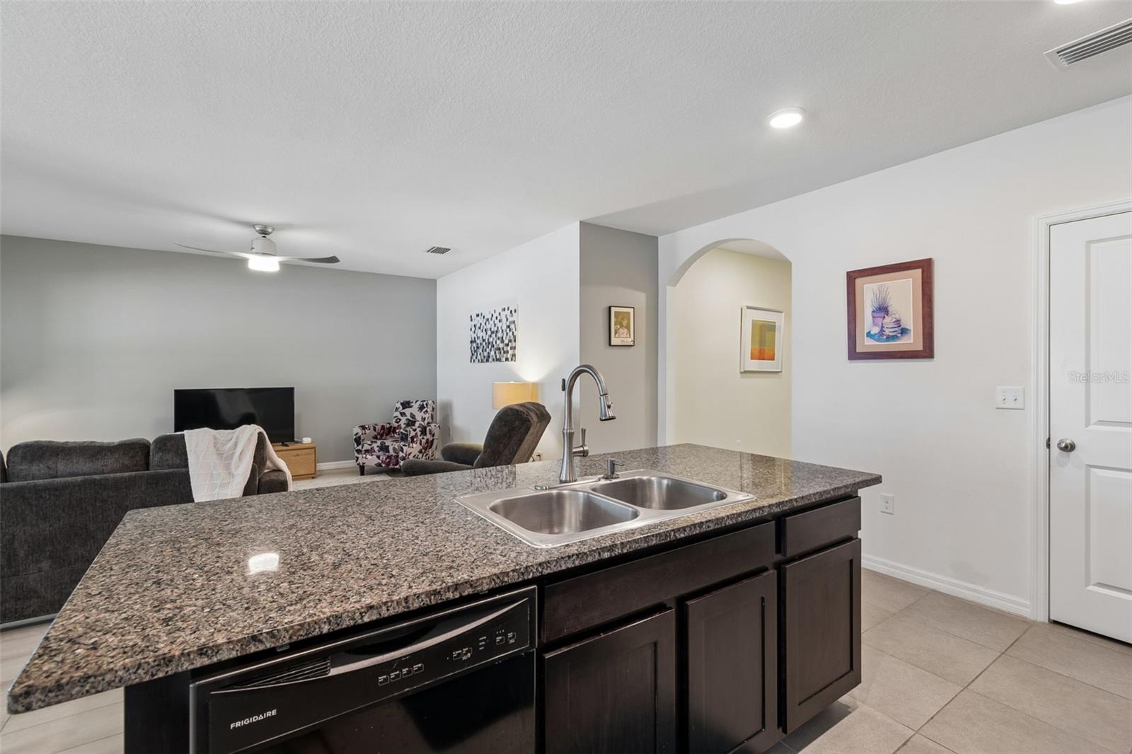 11913 LEDBURY COMMONS DR, GIBSONTON, FL, 33534