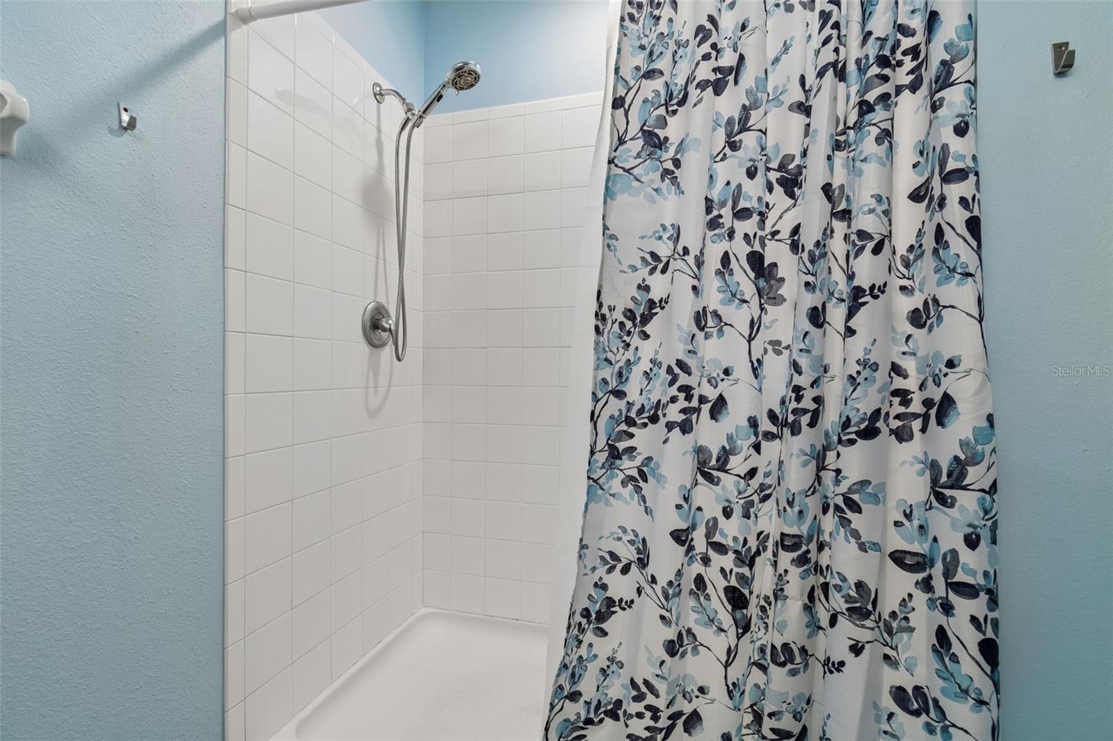 11913 LEDBURY COMMONS DR, GIBSONTON, FL, 33534