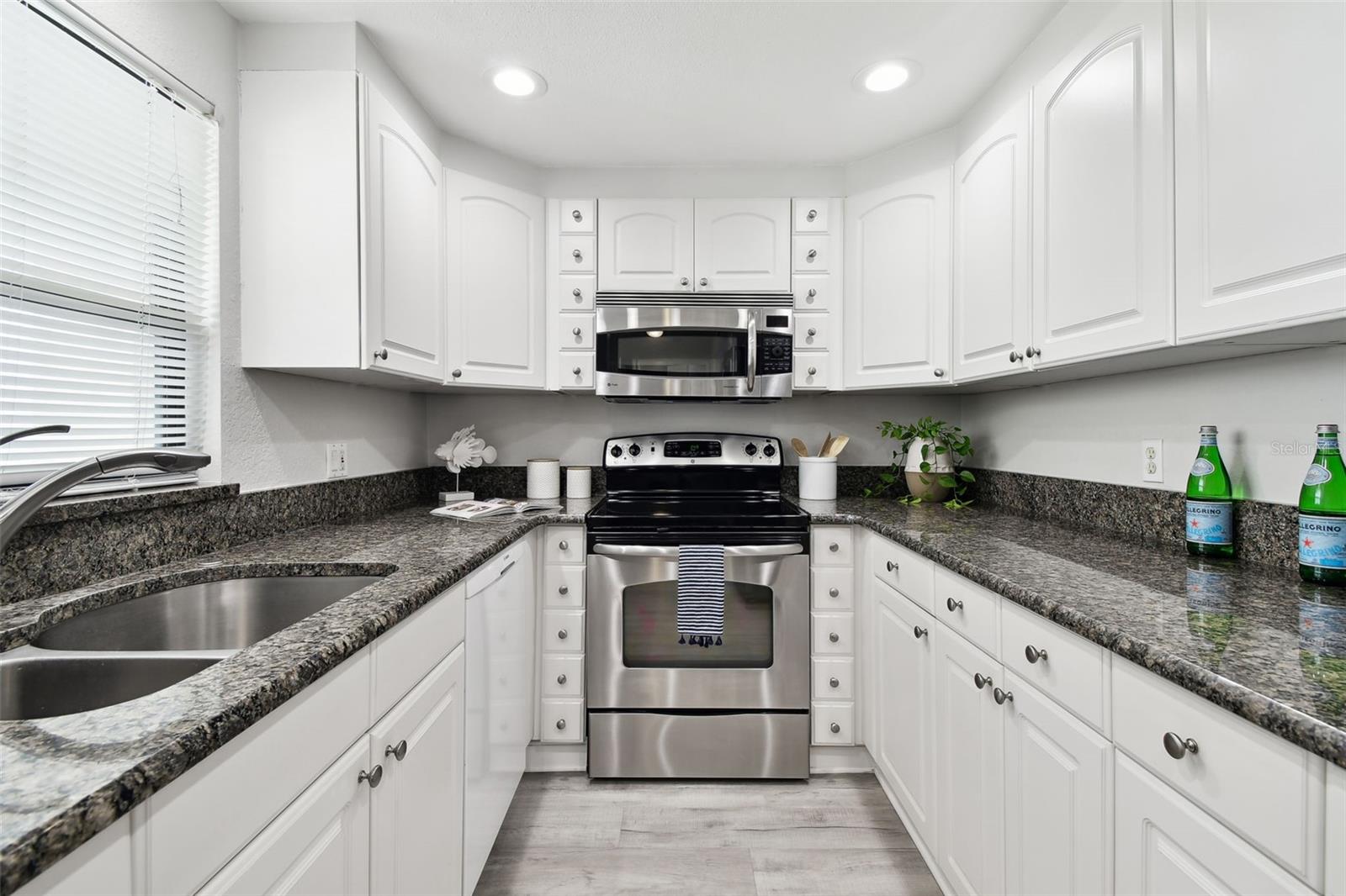 200 WOODETTE DR #803, DUNEDIN, FL, 34698