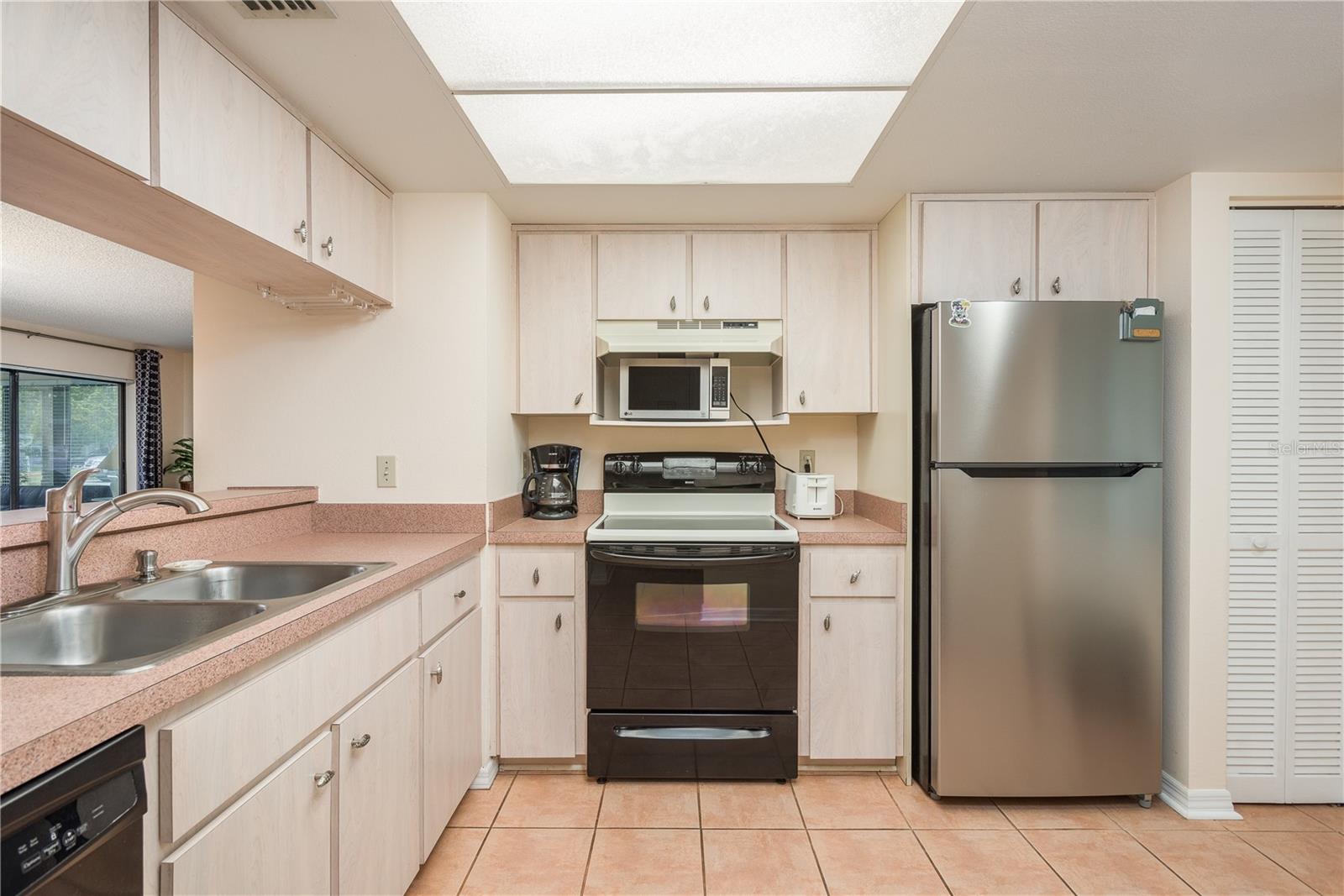 2713 COUNTRYSIDE BLVD #108, CLEARWATER, FL, 33761