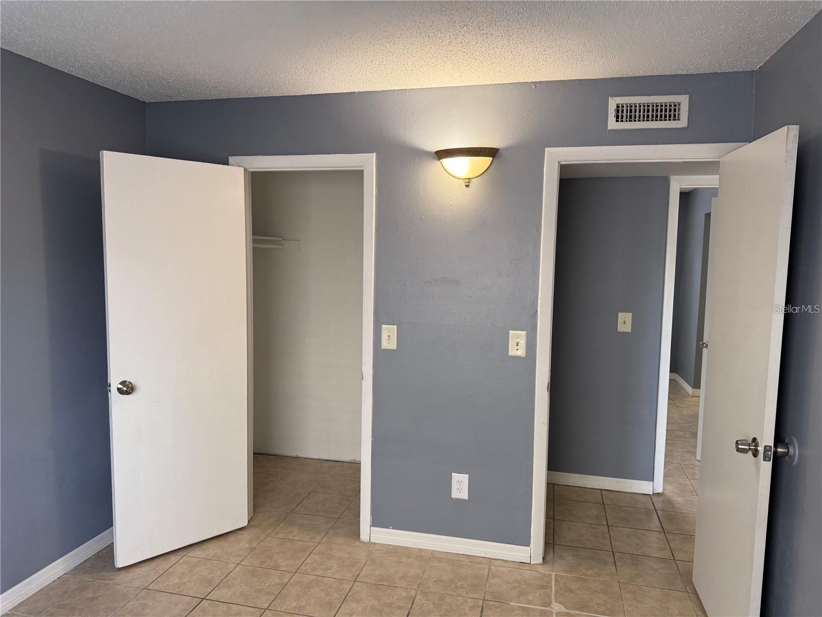 7210 N MANHATTAN AVE #2011, TAMPA, FL, 33614