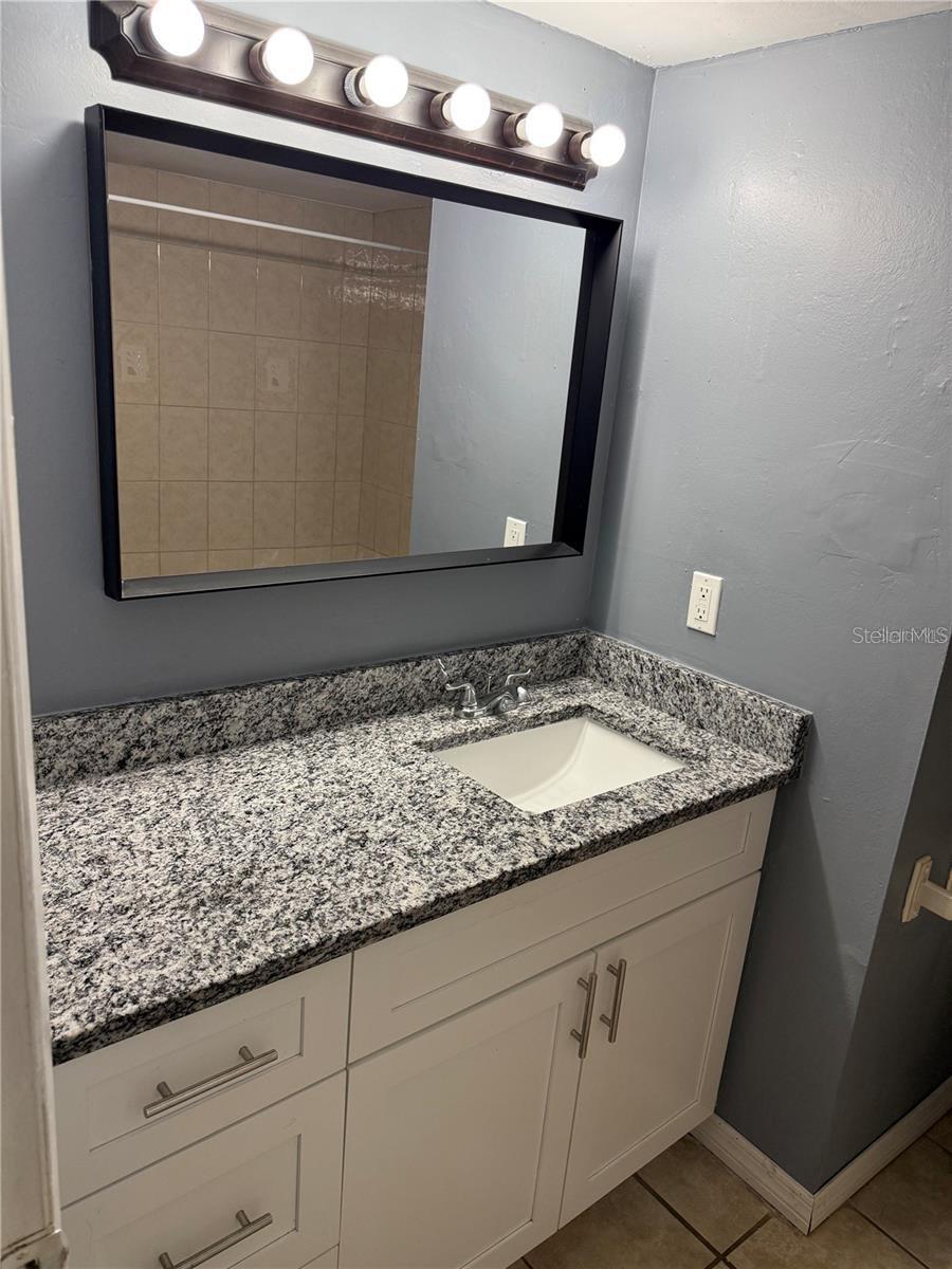 7210 N MANHATTAN AVE #2011, TAMPA, FL, 33614