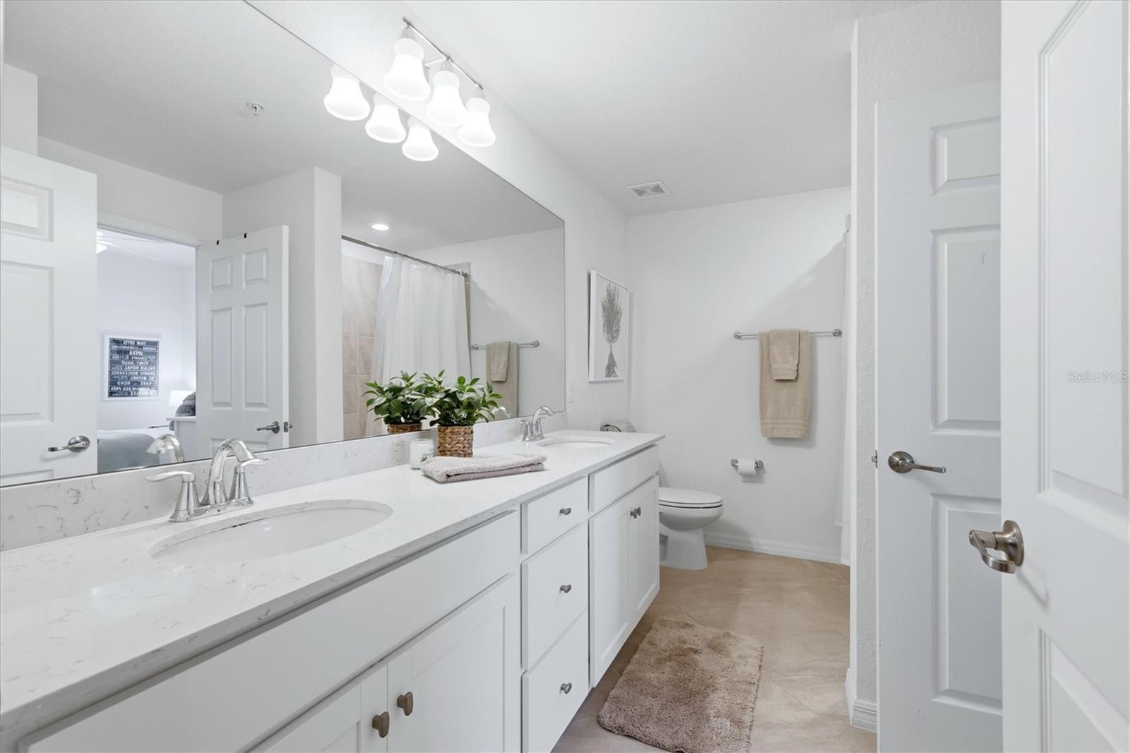 17626 GAWTHROP DR #208, BRADENTON, FL, 34211