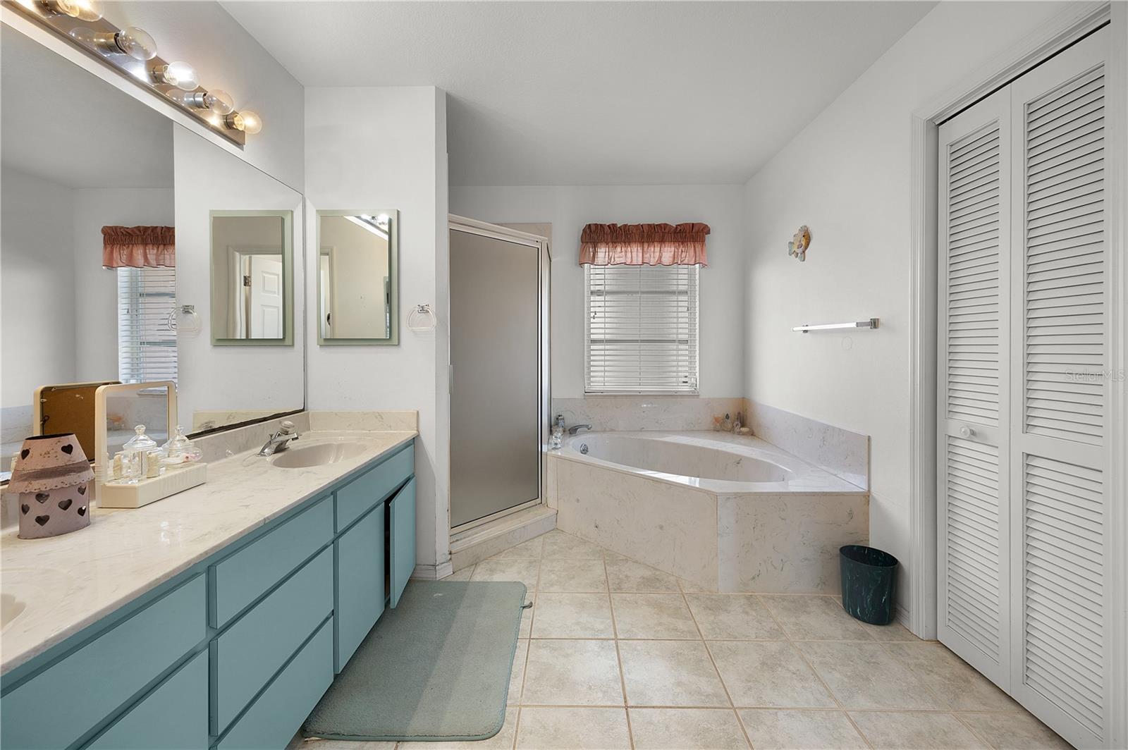 184 MARK TWAIN LN, ROTONDA WEST, FL, 33947