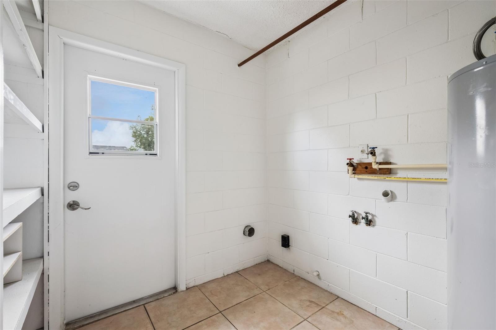 8453 MATTITUCK CIR, ORLANDO, FL, 32829