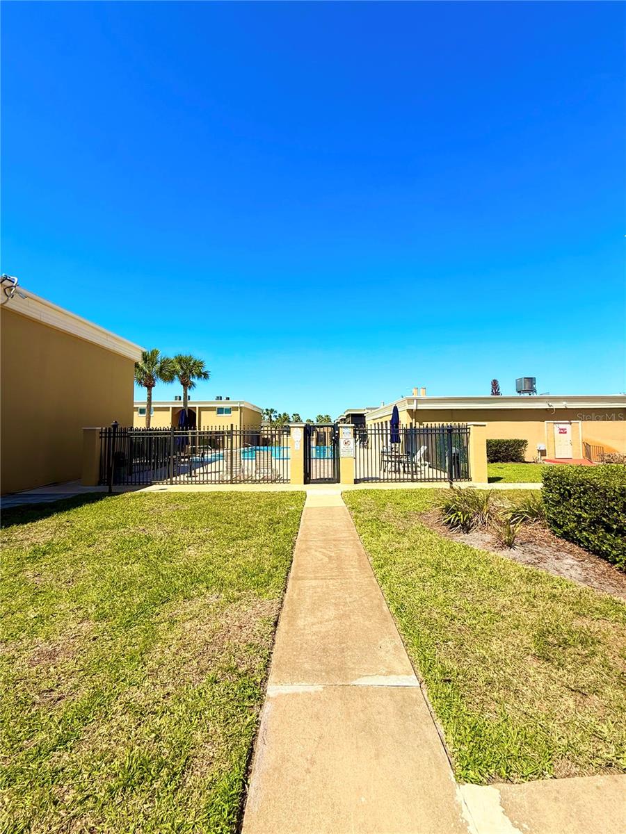 1000 LAKE OF THE WOODS BLVD #101B, CASSELBERRY, FL, 32730