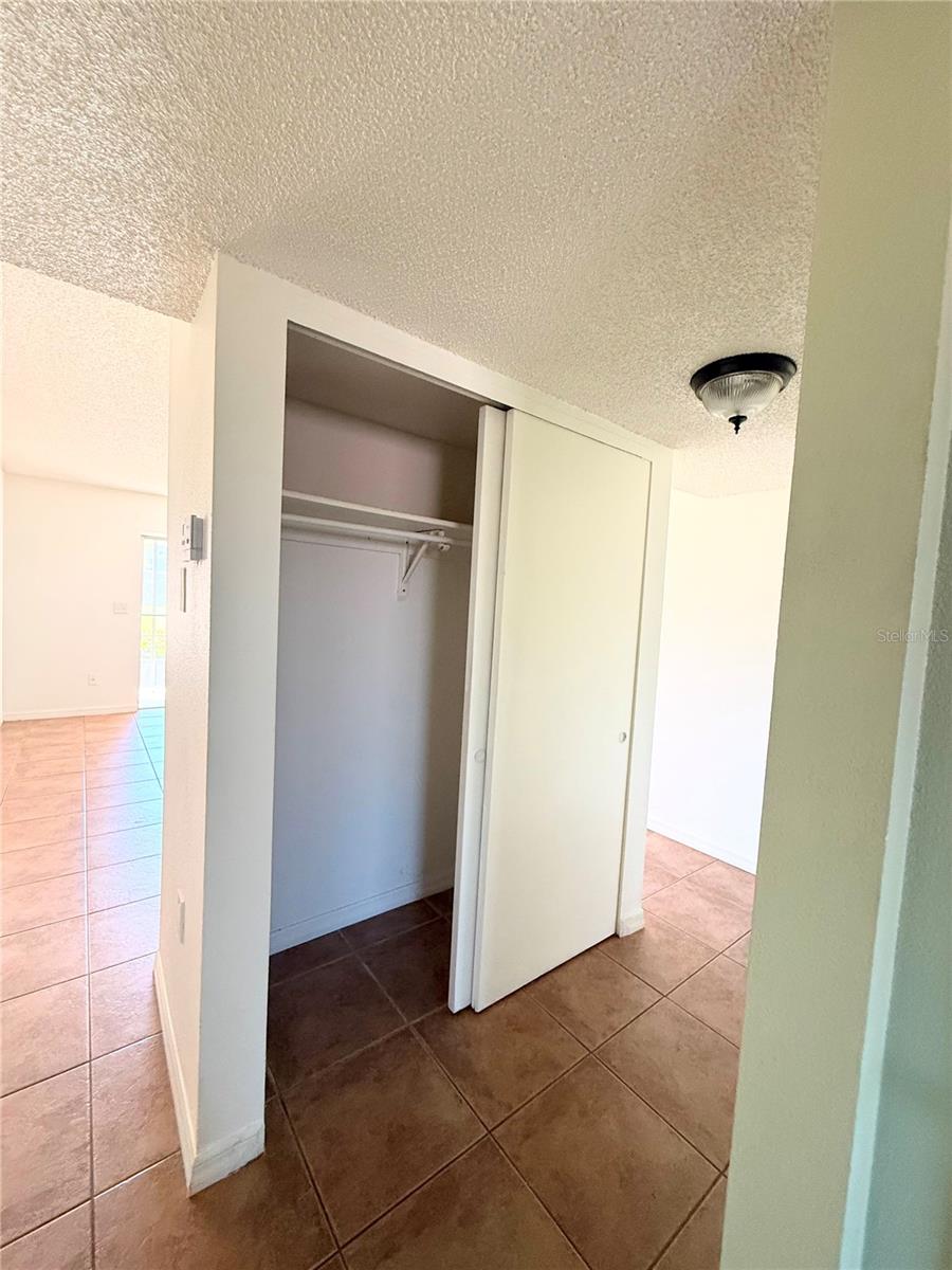 1000 LAKE OF THE WOODS BLVD #101B, CASSELBERRY, FL, 32730