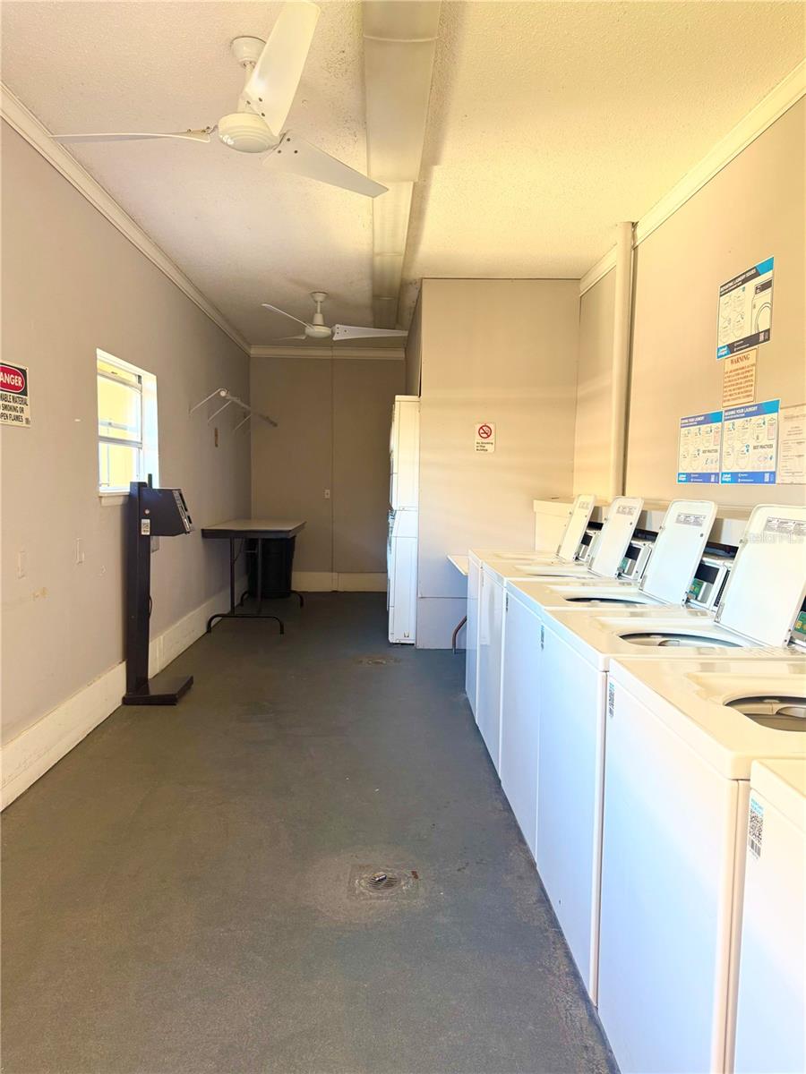 1000 LAKE OF THE WOODS BLVD #101B, CASSELBERRY, FL, 32730