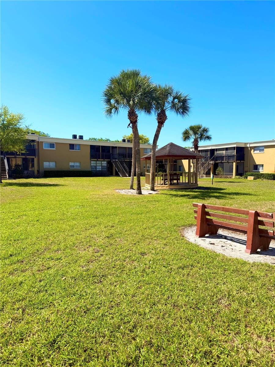 1000 LAKE OF THE WOODS BLVD #101B, CASSELBERRY, FL, 32730