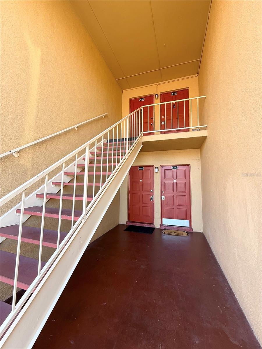 1000 LAKE OF THE WOODS BLVD #101B, CASSELBERRY, FL, 32730