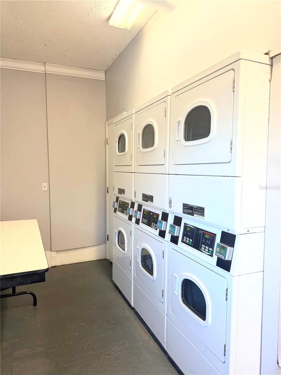 1000 LAKE OF THE WOODS BLVD #101B, CASSELBERRY, FL, 32730