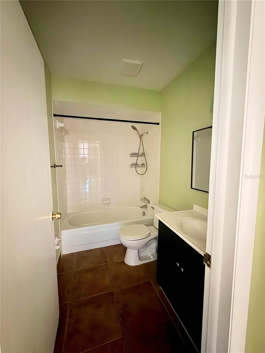 1000 LAKE OF THE WOODS BLVD #101B, CASSELBERRY, FL, 32730