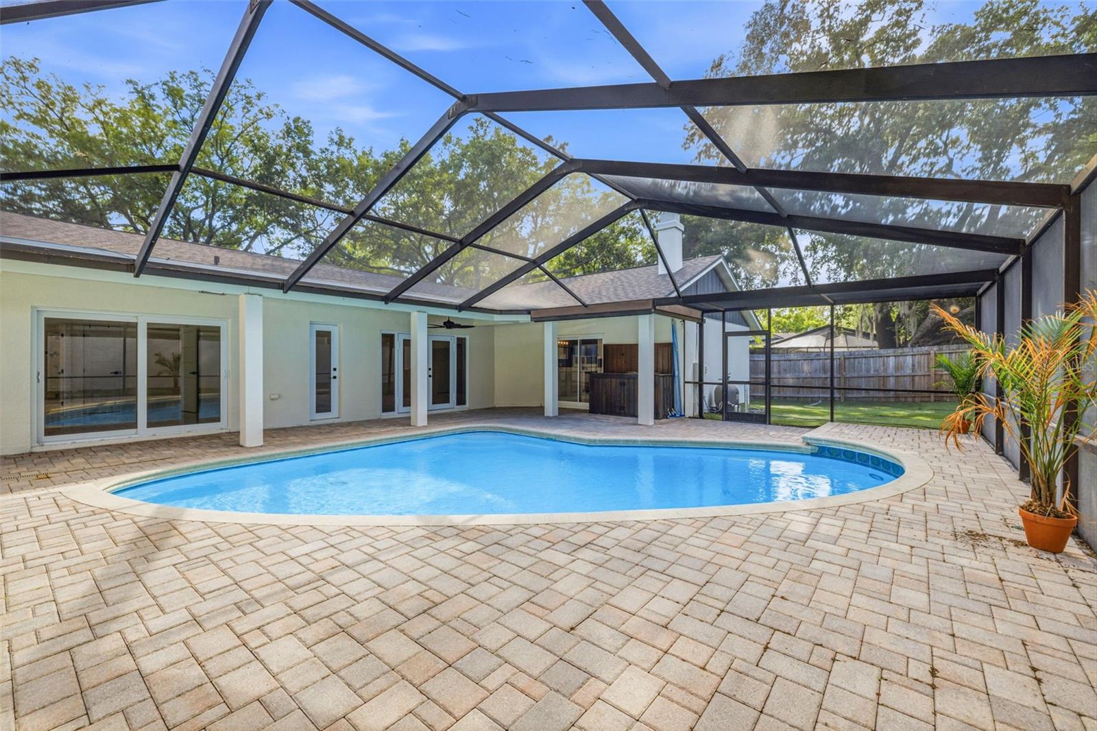 12929 RAIN FOREST ST, TEMPLE TERRACE, FL, 33617