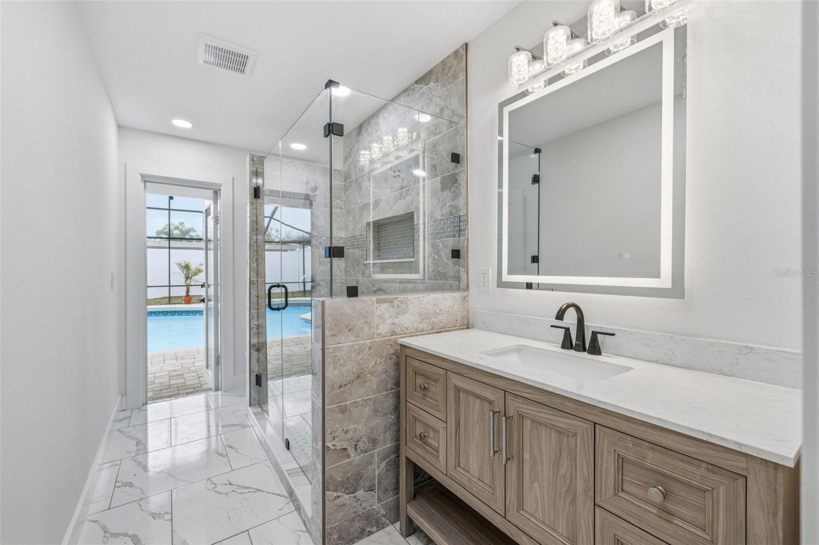 12929 RAIN FOREST ST, TEMPLE TERRACE, FL, 33617