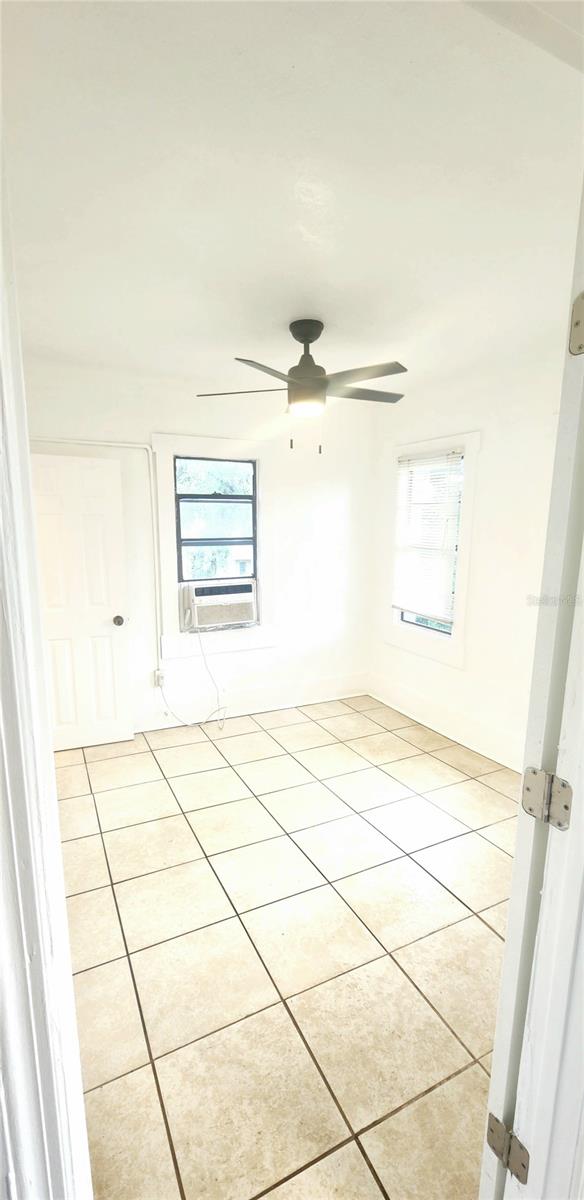 301 SE AVENUE B #4, WINTER HAVEN, FL, 33880