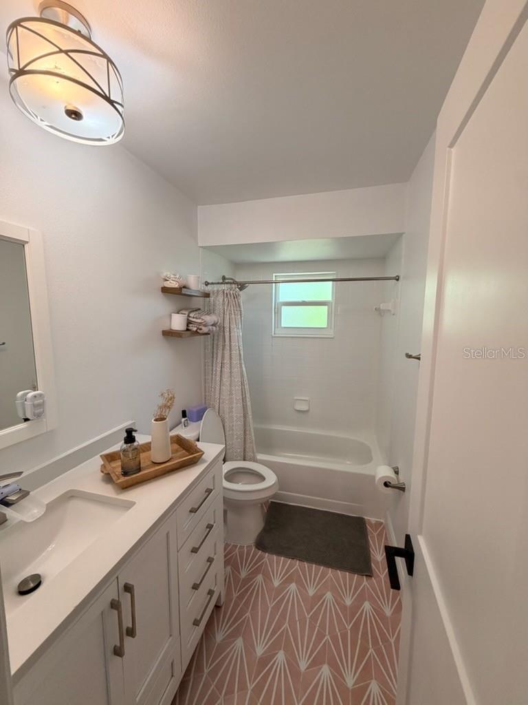 9504 CANNON DR, ORLANDO, FL, 32817