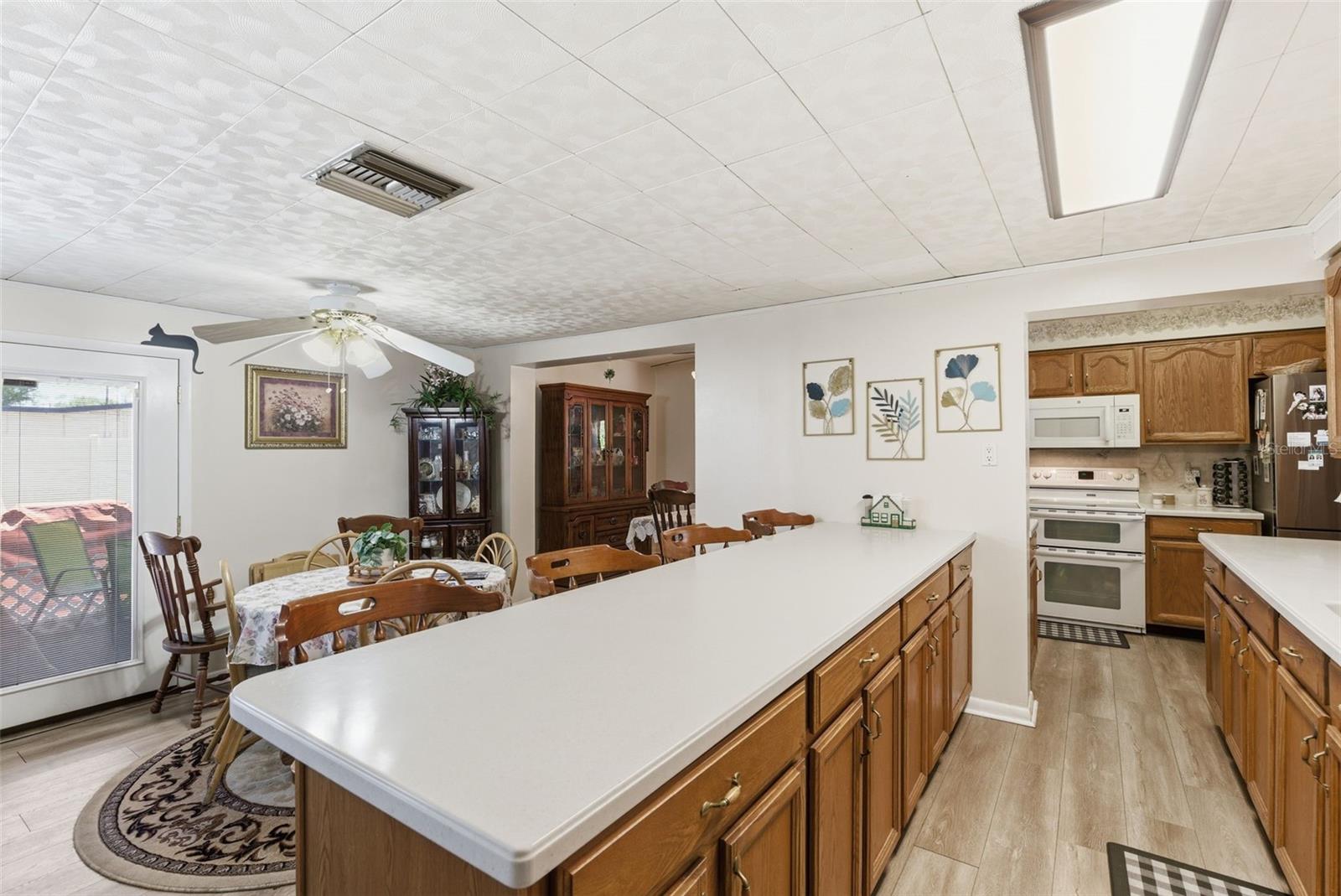 2521 KRUEGER LN, TAMPA, FL, 33618