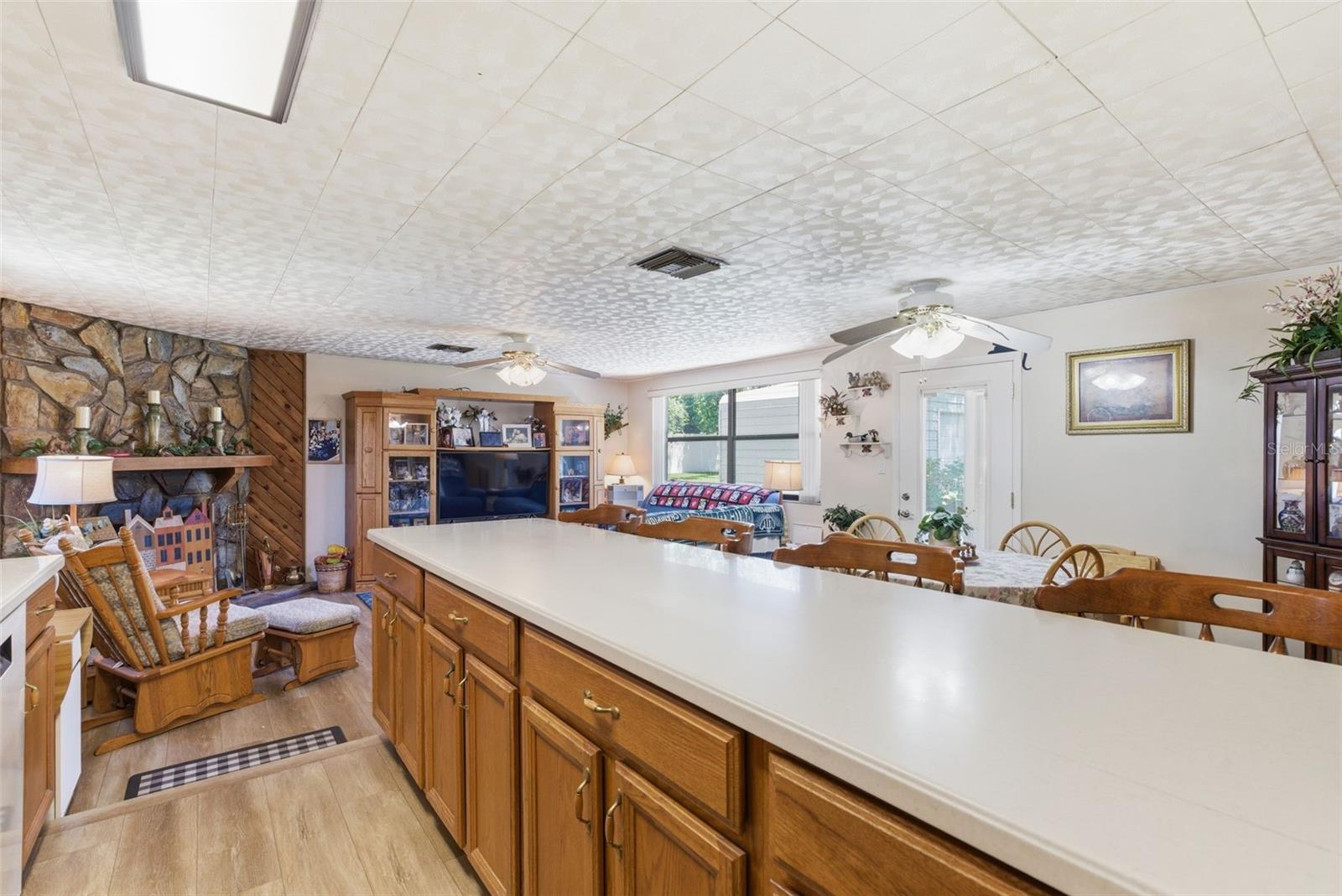 2521 KRUEGER LN, TAMPA, FL, 33618