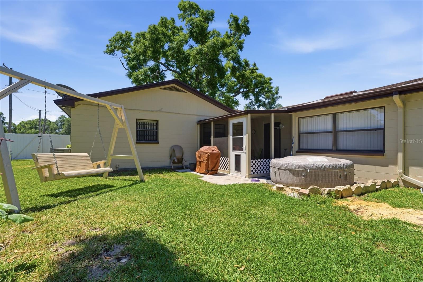 2521 KRUEGER LN, TAMPA, FL, 33618