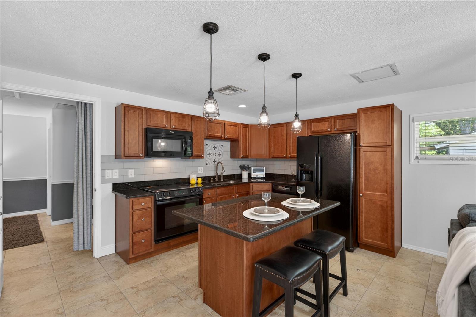 1026 CRYSTAL LAKE RD, LUTZ, FL, 33548